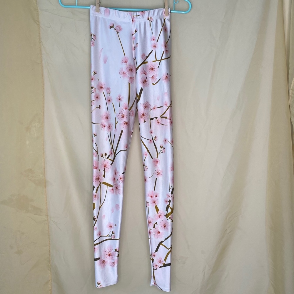 BlackMilk White Cherry Blossom Print Leggings